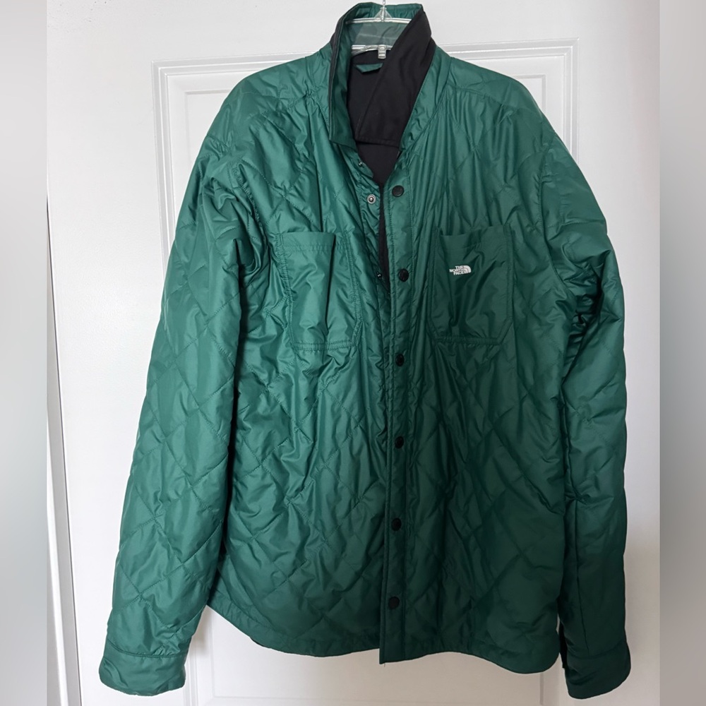 The North Face Men's Reversible Emerald and Black Quilted Puffer Jacket US Large
